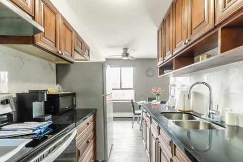 Apartamento Spacious 2br Apt With King Bed - Near Dt Hamilton!