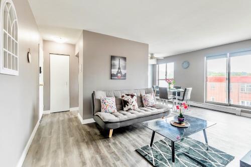 Apartamento Spacious 2br Apt With King Bed - Near Dt Hamilton!