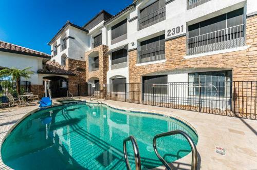 Apartamento Studio Full Kitchen Tempe Studio W Pool, Jacuzzi, Gym Perfect Location No Pets