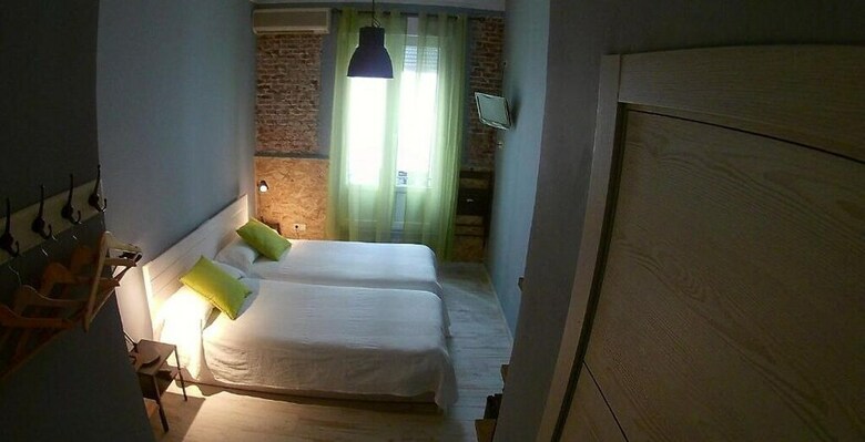 Hostal Hispalense