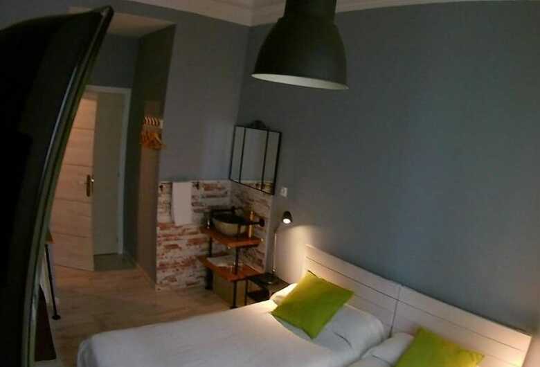 Hostal Hispalense