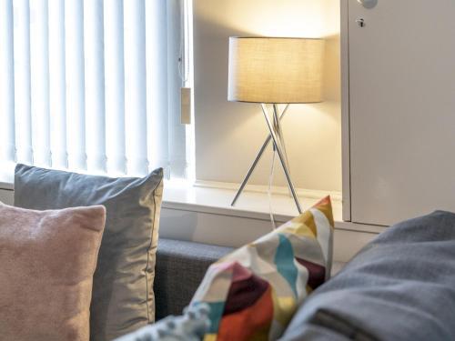 Pass The Keys Fab 2br Home City Centre Local Belfast Feel