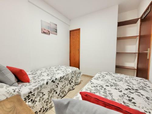Sunbeach Apartment