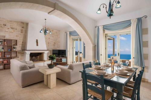 Blue Rose Villa