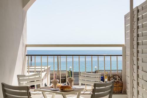 Maravola Home On The Beach, Parking & Wifi