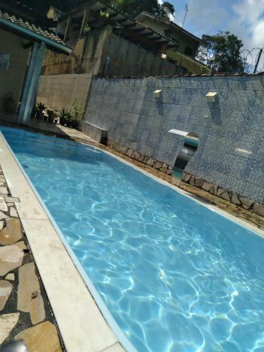 Quarto Casa C/ Piscina/churrasq.1198389x2325