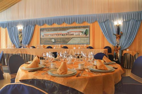 Hotel Fray Sebastian