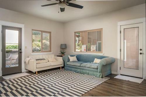 Family Friendly Beach House With Open Living Space