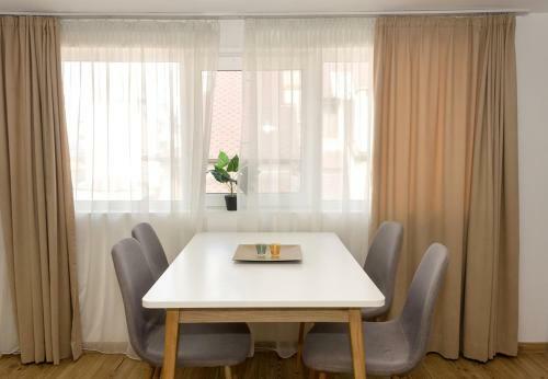Modern Bright Apartment Close To The City Centre