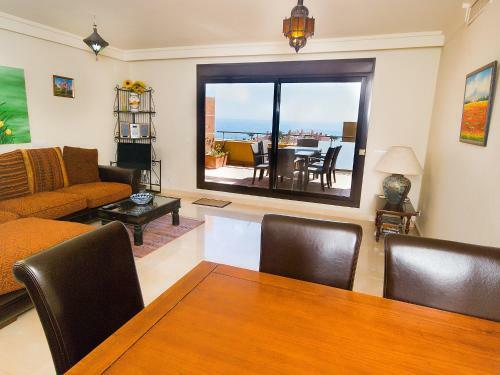 Apartment Las Salinas Estepona