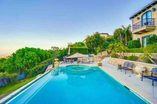 Villa Venetian Mansion - Skyline View & Infinity Pool