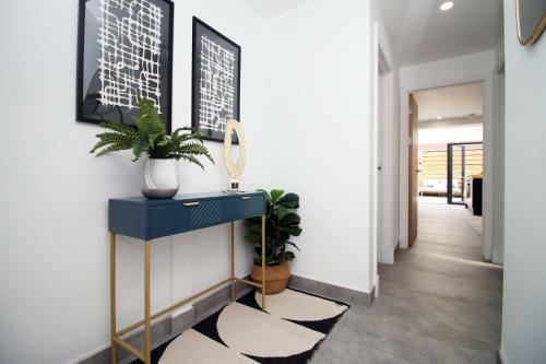 New 2022 Spacious 2 Bed Apartment - Private Courtyard - Underfloor Heating