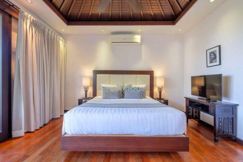 Villa Beachfront Estate Sanur - Eleven Kejora