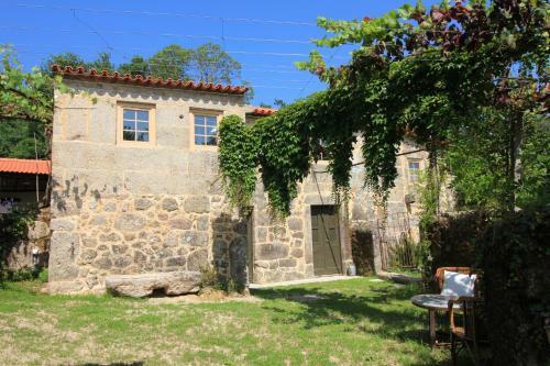 Casa De Vilar De Rei - Ref�gio No Minho Com Piscina