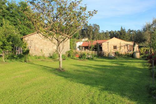Casa De Vilar De Rei - Ref�gio No Minho Com Piscina