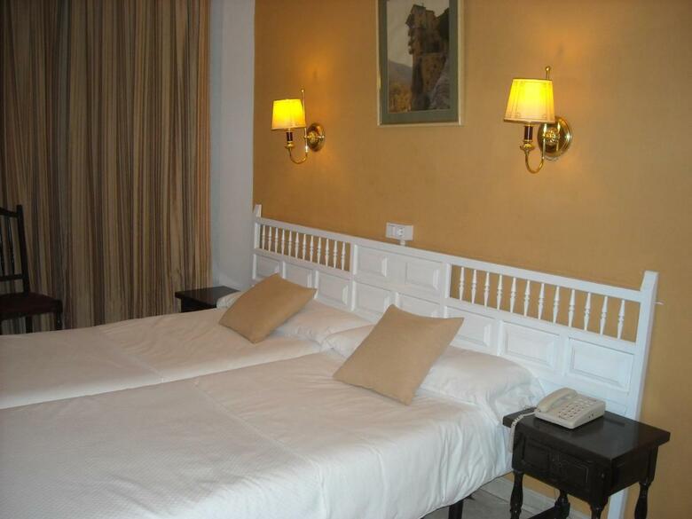 Hostal Residencia Avenida