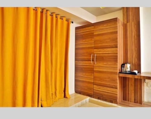 Hotel Tak In