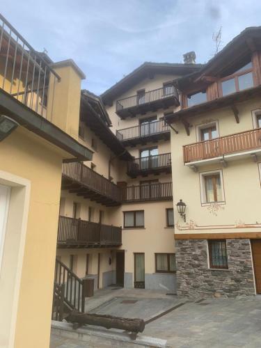 Emeraldway -duplex Apartment In La Salle (courmayeur)