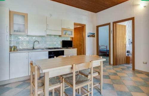 Air-conditioned Apartment 300 Meters From The Sea