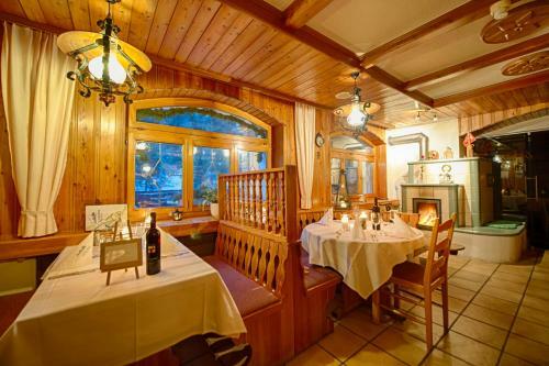 Hostal Pension Aaron Am See