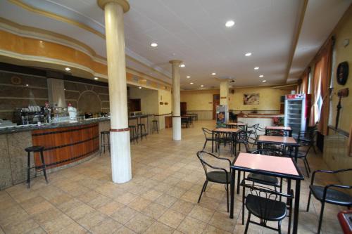 Hostal Restaurante Cuatro Caminos