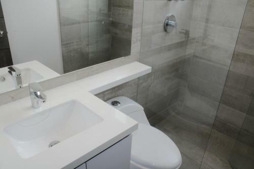 Apartamento Hotel Class Suites ? Poblado, Pool Balcony View 2 Bed Rooms AC Netflix