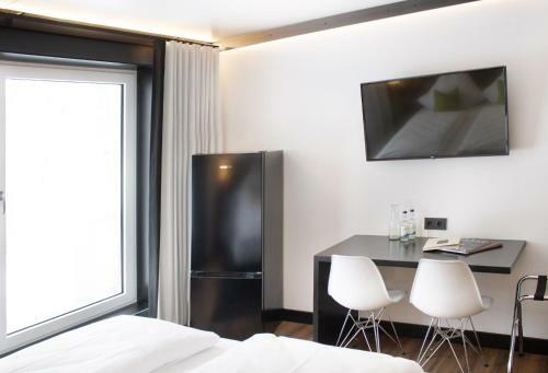 Kuf Hotel