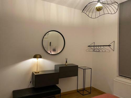 Apartamento Cozy Apt W/ King Bed Great For Discovering Liege