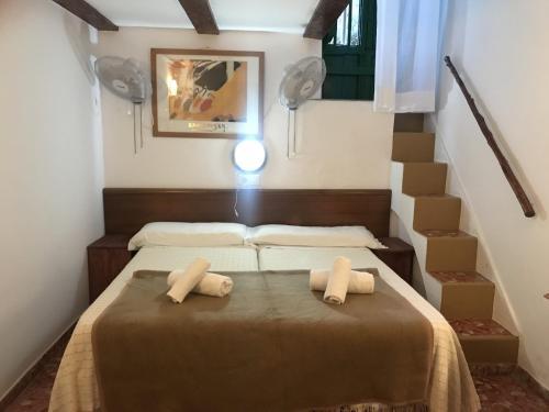 Hostal Casa De Huespedes La Pe�a