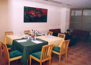 Apartamentos Turisticos Puerta De Le�n