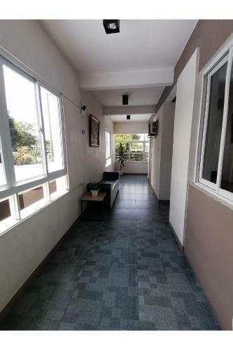 Hotel Oyo 867 Roncales Travellers Inn