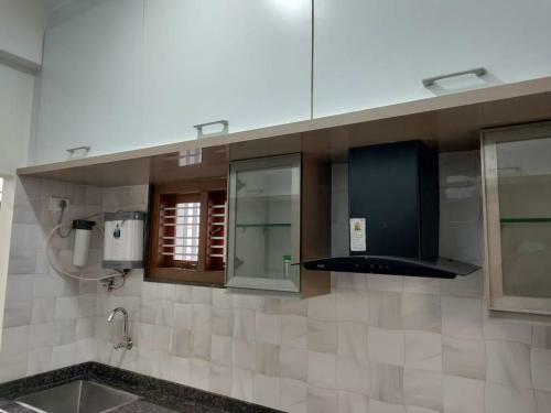 Corner Apartment, 2bhk With Good Privacy, Parking