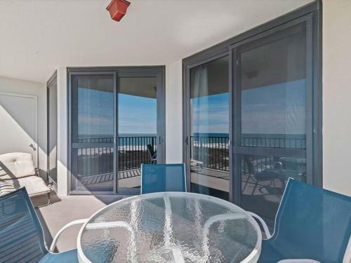 Apartamento Phoenix VI 6512 - Beachfront W/ Beautiful Ocean Views!