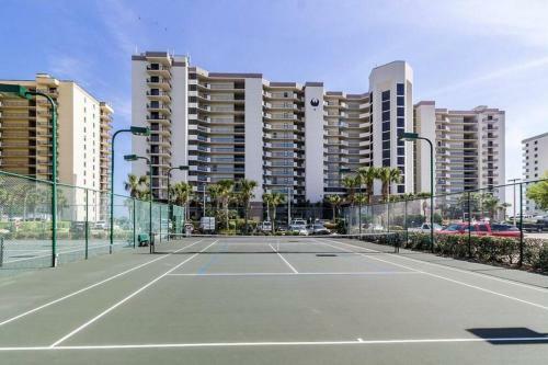 Apartamento Phoenix VI 6512 - Beachfront W/ Beautiful Ocean Views!
