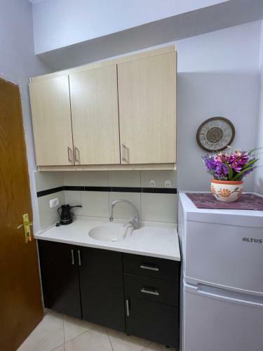 Melina Apartments