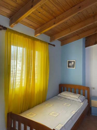 Sunny Apartment In Saranda