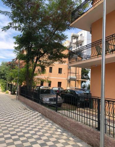 Hotel Gjinaj