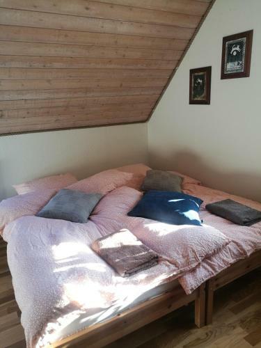Green Vagon, Farm B&B Rooms For Rent