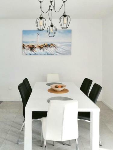 Holiday Home Dragi - Right Next To The Beach