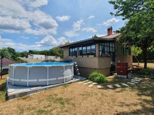 House Liberat