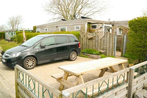 Bijzonder Chalet An Der Marina Met Sauna