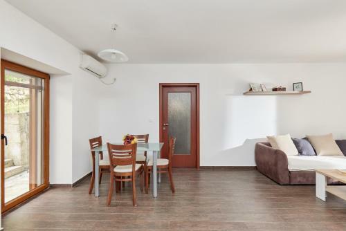 Sweet Apartments