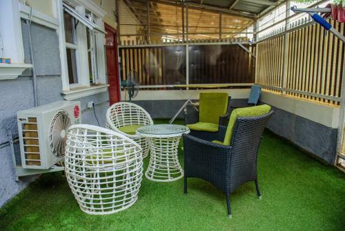 Apartamento 4 Bedroom Duplex-24hrs Electricity/wifi/security
