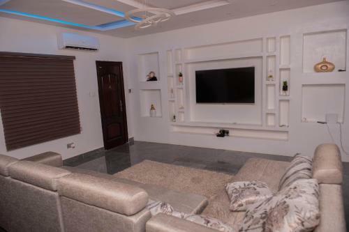 Apartamento Damlatob Place