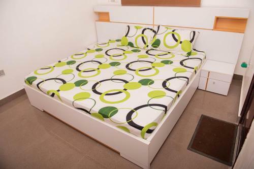 Apartamento Damlatob Place