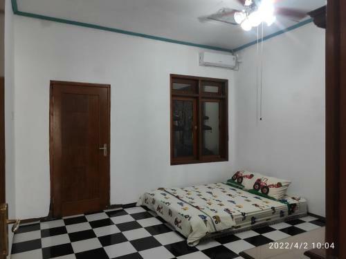 Kelana 2 Nice Homestay (5 Bed Rooms) Semarang