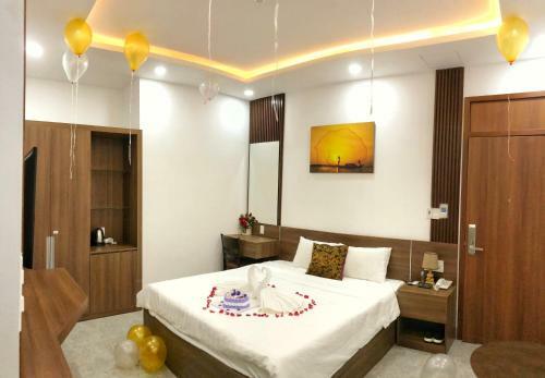 Huy Ng?c Hotel