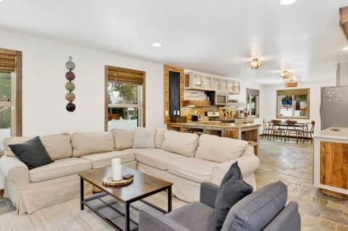Village Chic Chalet #2113 By Big Bear Vacations