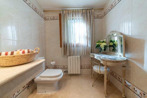 Beautiful 4 Bed (8 Ppl) Villa In Andratx, Mallorca