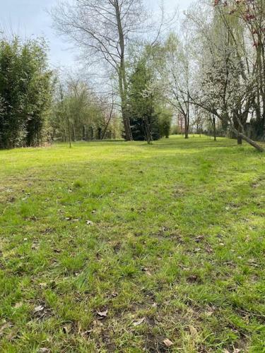 Maison Proche Du Circuit / Garage, Parking, Jardin